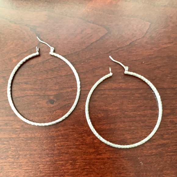 Textured Silver Hoop Earrings - Picture 5 of 8